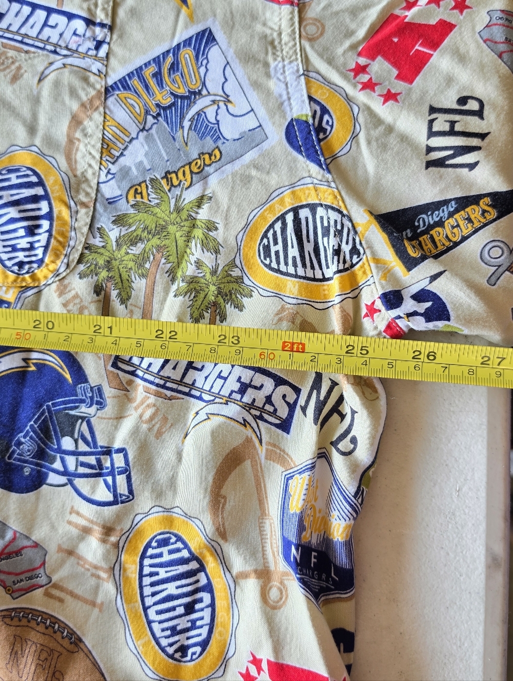 Vintage NFL San Diego Chargers Aloha Hawaiian Button Up Shirt AFC Size 2XL Men's - Picture 6 of 7